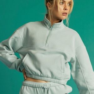 RSQ Cropped sweatshirt